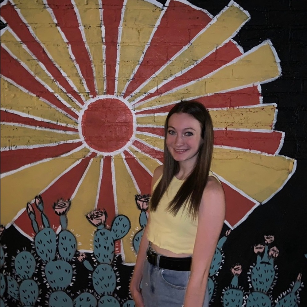 Meet your Posher, Lauren